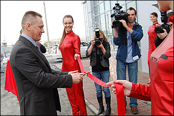 21 марта 2008 г., Барнаул   Открытие автосалона "Реал-Моторс"