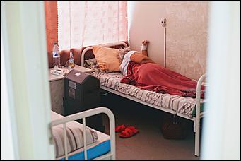 1 декабря 2021 г., Барнаул. Екатерина Смолихина   На гребне четвёртой волны. Фоторепортаж из главного ковидного госпиталя Алтайского края