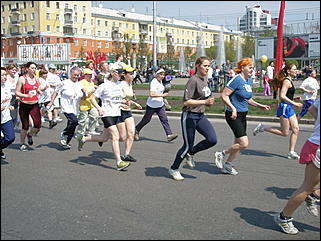 9 мая 2008 г. Барнаул   "Кольцо Победы"