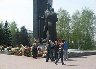 9 мая 2008 г. Барнаул   "Кольцо Победы"