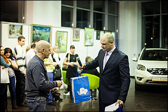    В краевой столице открылся уже второй автоцентр Renault.