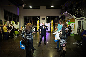    В краевой столице открылся уже второй автоцентр Renault.