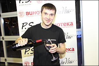    В краевой столице открылся уже второй автоцентр Renault.