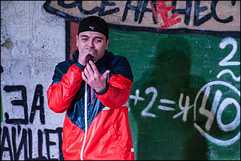 15 май 2016 г., Барнаул  © Амител Вячеслав Мельников   Таланты барнаульского андеграунда. Как проходила закрытая рэп-вечеринка с участием Словетского