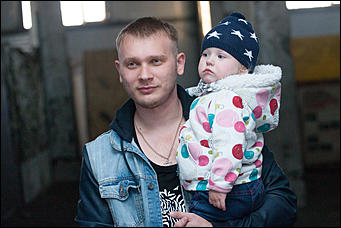 15 май 2016 г., Барнаул  © Амител Вячеслав Мельников   Таланты барнаульского андеграунда. Как проходила закрытая рэп-вечеринка с участием Словетского