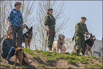 4 май 2016 г., Барнаул   Отступать некуда, позади пл. Сахарова! Вторая репетиция "Битвы за Москву". Фоторепортаж