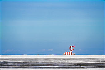 24 январь 2017 г., Барнаул © Амител Вячеслав Мельников   Чистота и порядок: где в Барнауле садятся и взлетают самолеты