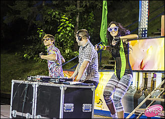    Праздник в стиле Ретро FM