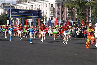 15 сентября 2007 г., Барнаул   Праздничное шествие «Родному краю посвящаем»