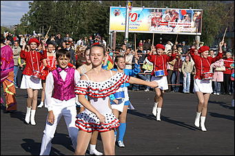 15 сентября 2007 г., Барнаул   Праздничное шествие «Родному краю посвящаем»