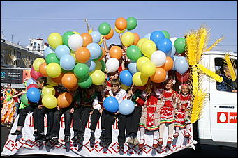 15 сентября 2007 г., Барнаул   Праздничное шествие «Родному краю посвящаем»