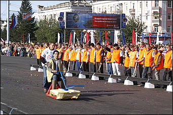 15 сентября 2007 г., Барнаул   Праздничное шествие «Родному краю посвящаем»