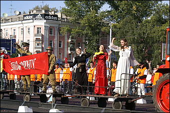 15 сентября 2007 г., Барнаул   Праздничное шествие «Родному краю посвящаем»