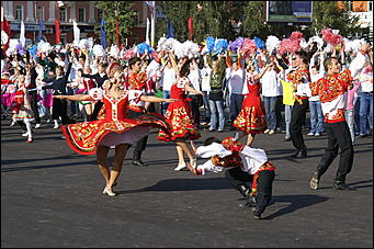 15 сентября 2007 г., Барнаул   Праздничное шествие «Родному краю посвящаем»