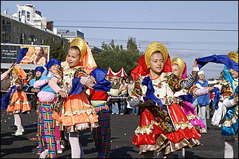 15 сентября 2007 г., Барнаул   Праздничное шествие «Родному краю посвящаем»