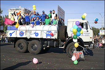 15 сентября 2007 г., Барнаул   Праздничное шествие «Родному краю посвящаем»