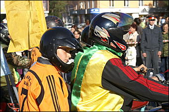 15 сентября 2007 г., Барнаул   Праздничное шествие «Родному краю посвящаем»