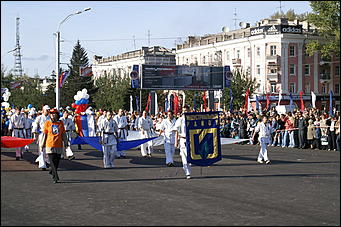 15 сентября 2007 г., Барнаул   Праздничное шествие «Родному краю посвящаем»