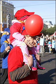15 сентября 2007 г., Барнаул   Праздничное шествие «Родному краю посвящаем»