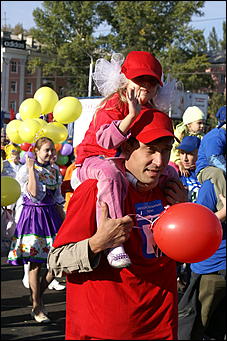 15 сентября 2007 г., Барнаул   Праздничное шествие «Родному краю посвящаем»