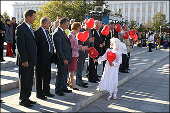 15 сентября 2007 г., Барнаул   Праздничное шествие «Родному краю посвящаем»