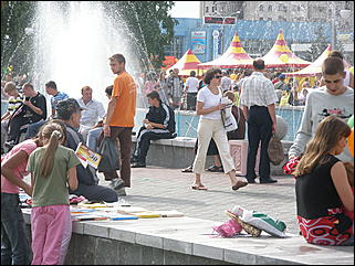 30 августа 2008 г., Барнаул   Выставка ретро-автомобилей в День Барнаула  