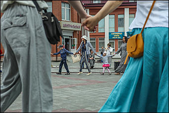 12 июня 2018 г., Барнаул. Екатерина Смолихина   Оркестр у Оби, ГТО и хороводы: День России в Барнауле