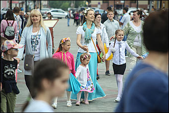 12 июня 2018 г., Барнаул. Екатерина Смолихина   Оркестр у Оби, ГТО и хороводы: День России в Барнауле