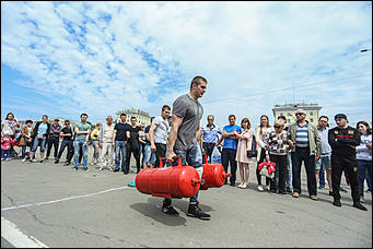 12 июня 2018 г., Барнаул. Екатерина Смолихина   Оркестр у Оби, ГТО и хороводы: День России в Барнауле