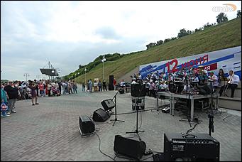 12 июня 2018 г., Барнаул. Екатерина Смолихина   Оркестр у Оби, ГТО и хороводы: День России в Барнауле