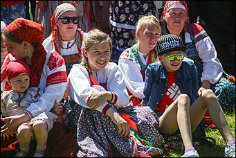 12 июня 2019 г., "Бирюзовая Катунь". Екатерина Смолихина   День России на "Бирюзовой Катуни": закрытие Всероссийского фестиваля традиционной культуры