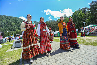 12 июня 2019 г., "Бирюзовая Катунь". Екатерина Смолихина   День России на "Бирюзовой Катуни": закрытие Всероссийского фестиваля традиционной культуры