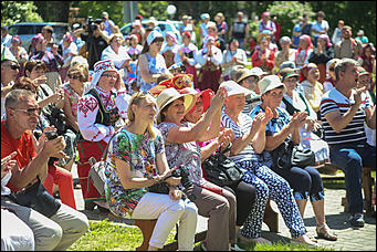 12 июня 2019 г., "Бирюзовая Катунь". Екатерина Смолихина   День России на "Бирюзовой Катуни": закрытие Всероссийского фестиваля традиционной культуры