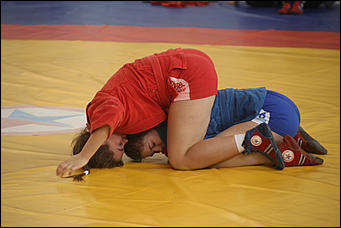 17 ноября 2017 г., Барнаул. Екатерина Смолихина   Самозащита как спорт: в Барнауле отметили Всероссийский день самбо