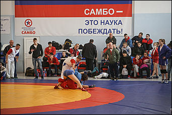 17 ноября 2017 г., Барнаул. Екатерина Смолихина   Самозащита как спорт: в Барнауле отметили Всероссийский день самбо