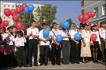 3 сентября 2007 г., Барнаул   Открытие нового здания школы № 51 в Барнауле