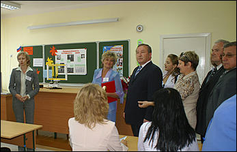 3 сентября 2007 г., Барнаул   Открытие нового здания школы № 51 в Барнауле