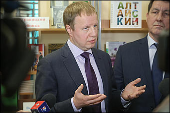 22 января 2019 г., Барнаул. Екатерина Смолихина   Суперсовременная школа с бассейном открылась в Барнауле