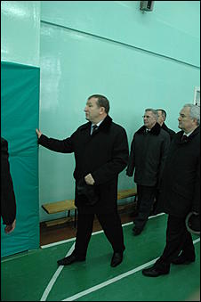 30 ноября 2005 г., Барнаул   Открытие новой общеобразовательной школы 