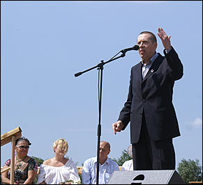 22 июля 2007 г., Алтайский край, с.Сростки   Шукшинские чтения на горе Пикет 