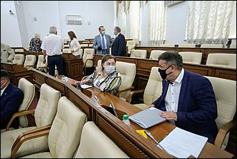 26 июня 2020 г., Барнаул. Екатерина Смолихина   Как депутаты АКЗС провели последнюю сессию перед летними каникулами