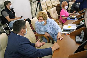 26 июня 2020 г., Барнаул. Екатерина Смолихина   Как депутаты АКЗС провели последнюю сессию перед летними каникулами