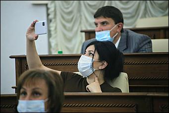 26 июня 2020 г., Барнаул. Екатерина Смолихина   Как депутаты АКЗС провели последнюю сессию перед летними каникулами