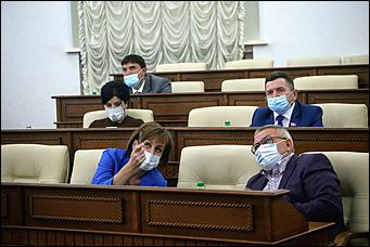 26 июня 2020 г., Барнаул. Екатерина Смолихина   Как депутаты АКЗС провели последнюю сессию перед летними каникулами