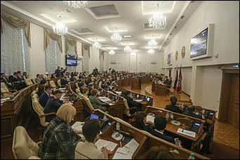 28 февраля 2019 г., Барнаул. Екатерина Смолихина В последний день зимы: как прошла очередная сессия Алтайского Заксобрания