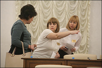 30 ноября 2017 г., Барнаул. Екатерина Смолихина   В последний день осени: как алтайские депутаты принимали бюджет на 2018 год