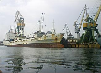 28 апреля 2010 г., Барнаул   Город-герой Севастополь