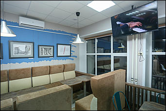 17 января 2019 г., Барнаул. Екатерина Смолихина Хипстерское место: Шишковку превратили в библиотеку-лофт с кафе и мягкой мебелью