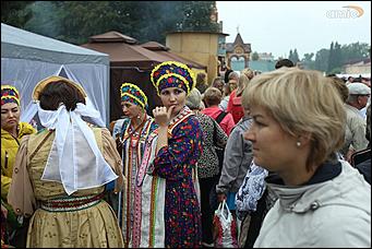28 июля 2019 г., Сростки. Екатерина Смолихина   Летающая Гребенщикова и стихи из Голливуда: как закрывали фестиваль "Шукшинские дни на Алтае"