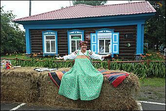 28 июля 2019 г., Сростки. Екатерина Смолихина   Летающая Гребенщикова и стихи из Голливуда: как закрывали фестиваль "Шукшинские дни на Алтае"